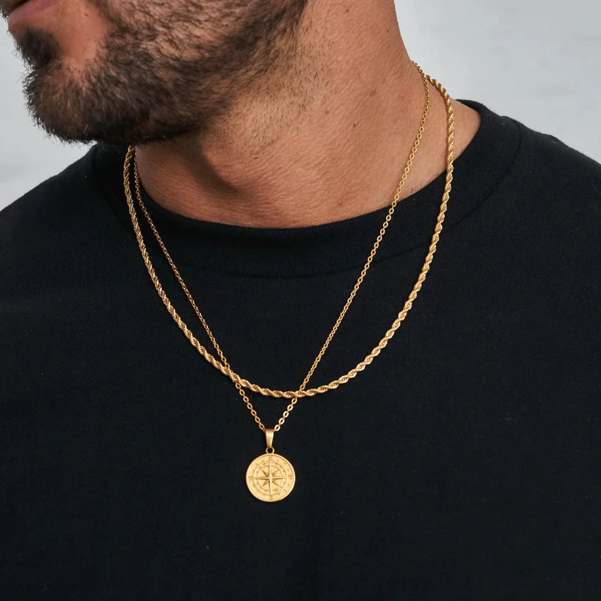 Solomen Compass Necklace - Gold